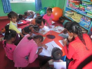 Fra et læringssenter i Nepal